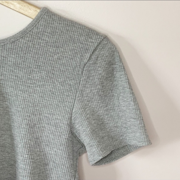 REVAMPED Grey Crop Top Size S - Picture 2 of 6